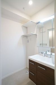 Ｅａｓｔ　Ｍａｉｓｏｎ 106号-9