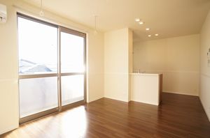 メゾンロシェＫ 203号-3