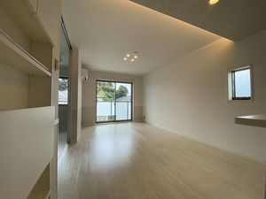 Ｇｒａｎｖａｎｉａ　Ｓｈｉｓｕｉ 305号-4