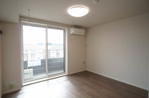 メゾンレグルス 302号-2