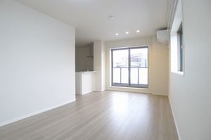 ラ・ルーチェ 303号-4