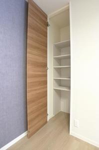 ロイヤルパレス黒砂台 102号-5