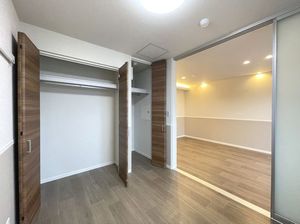 エム　フェリス 301号-5