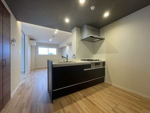 プレヴナンス東町 301号-5