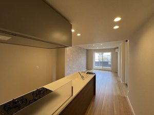 プレヴナンス東町Ⅱ 206号-3