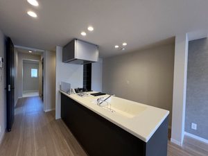 プレヴナンス東町Ⅱ 306号-3