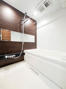 ヴァレンズ・クレシェレ 103号-8