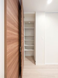 ヴァレンズ・クレシェレ 202号-8