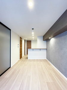 ヴァレンズ・クレシェレ 205号-3