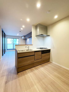 ヴァレンズ・クレシェレ 206号-6