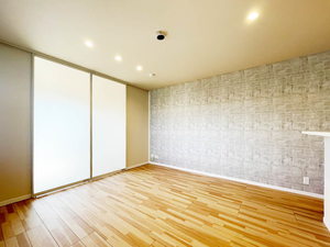 ヴァレンズ・クレシェレ 207号-4