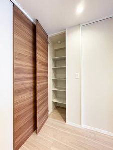 ヴァレンズ・クレシェレ 302号-7