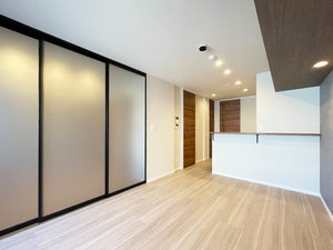 ヴァレンズ・クレシェレ 305号-3