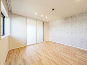 ヴァレンズ・クレシェレ 307号-4