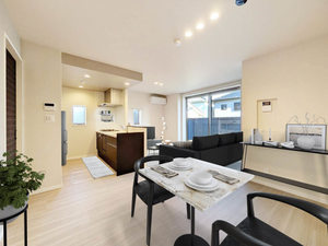 ヴァレンズ・フロレ 105号-2