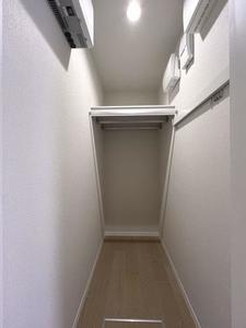 ラビアンローズ 102号-5