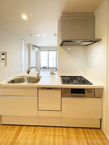 トラストメゾンしらぎく 301号-4