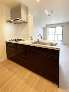 トラストメゾンしらぎく 302号-4