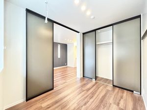 プレミアス幕張本郷 105号-5