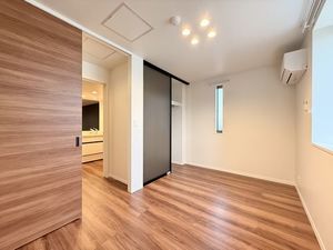 プレミアス幕張本郷 305号-5