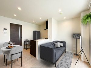 メゾンリッチ 303号-2