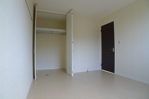 メゾン・ド・アヴニール 201号-7