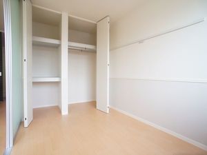 ピエール・ドゥ・ロンサールⅡ 203号-4