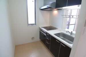 ル・サンク A棟 102号-3