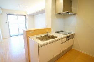 ガーデンテラス袖ヶ浦 102号-2