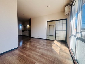 フレグランスウチヤマB 201号-2