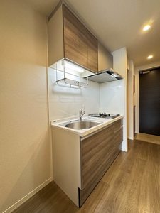 Ｃｅｄａｒ　Ｗｏｏｄ（シダーウッド） 208号-5