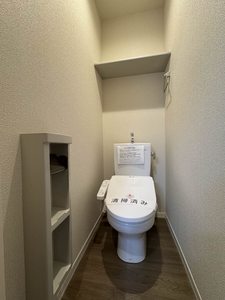 Ｃｅｄａｒ　Ｗｏｏｄ（シダーウッド） 208号-9