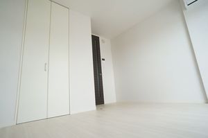 ラトゥール 303号-5