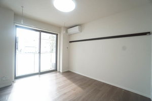 ウエスト　ドミール 302号-2