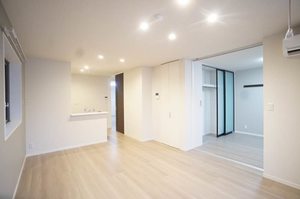 ブルームステージ蘇我 201号-3