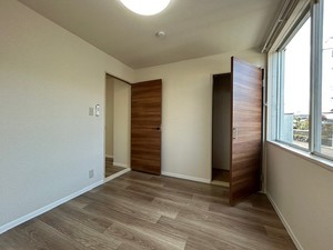 ファミール八重原 103号-4
