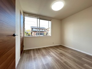 ファミール八重原 103号-11