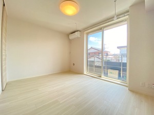 Ａｖｅｎｉｒ 207号-2