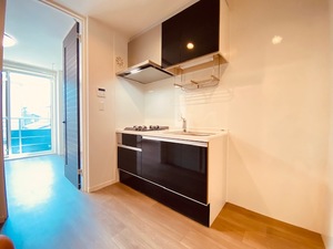 Ａｖｅｎｉｒ 302号-4