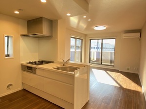 シャルムローズ 301号-2