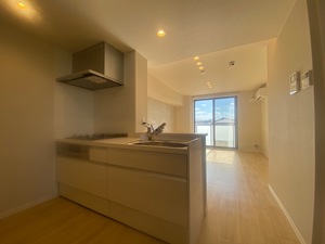 パレ長浦 206号-3