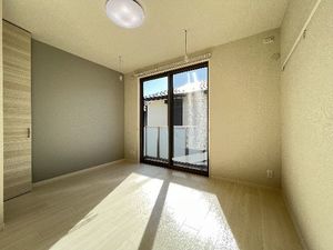 クリスタルコート 203号-3