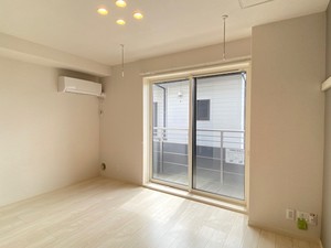 アトリエール 203号-2
