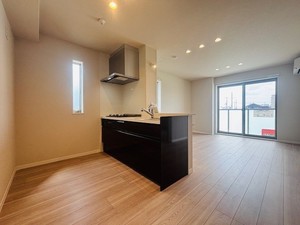 ラディアント 203号-2