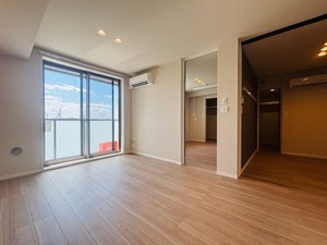 ラディアント 302号-4