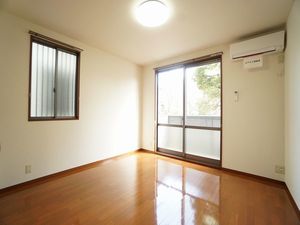 ロックヒルズ参番館 101号-2