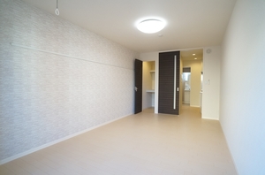 プレミアス明原 201号-2