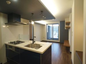 フォレナ 407号-2