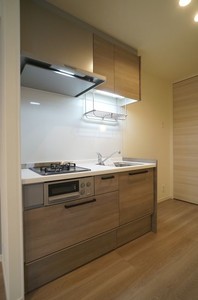 LA ELPEACE 302号-10
