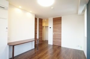 セルボヌール 303号-4